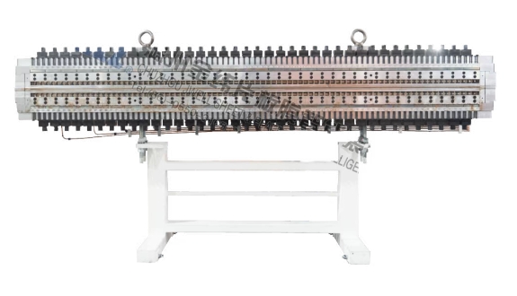 jinwei-machinerys-ultra-wide-pp-hollow-grid-plate-production-line-helps-customers-upgrade-their-products4.jpg